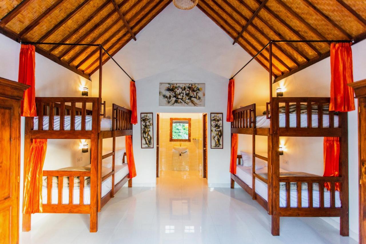 Camar Cottage & Hostel Toyapakeh ภายนอก รูปภาพ